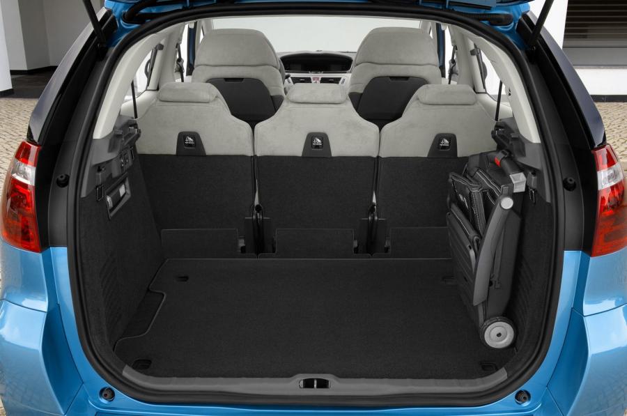  Citroen C4 Picasso 2007 года  (фото 39 из 117)